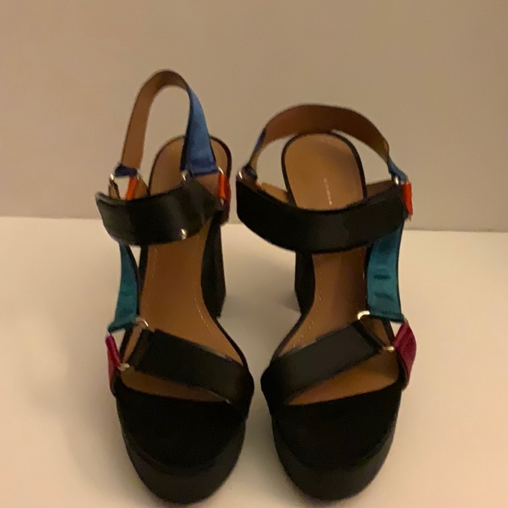 Zara  multi color strap sandals 💋